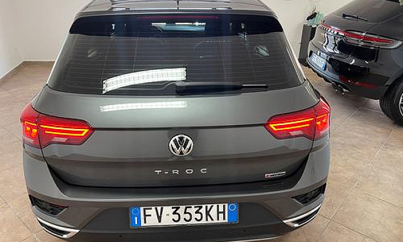 Volkswagen T-Roc 2.0...