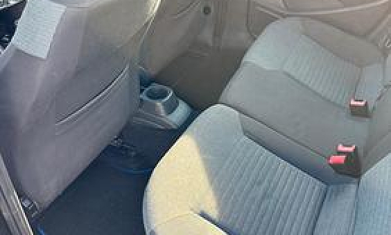 Volkswagen Polo 1.6 ...
