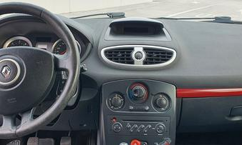 Renault Clio 1.5 Dci...
