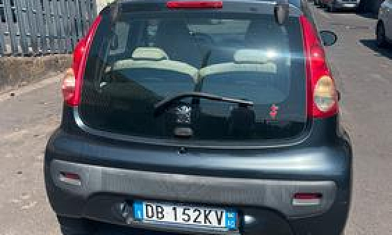 Peugeot 107...