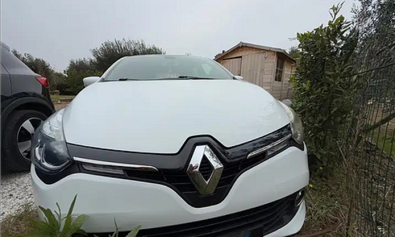 Renault Clio Live - ...