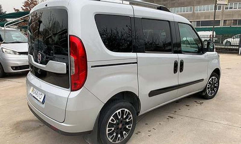 Fiat Doblo 1.4 7 Pos...