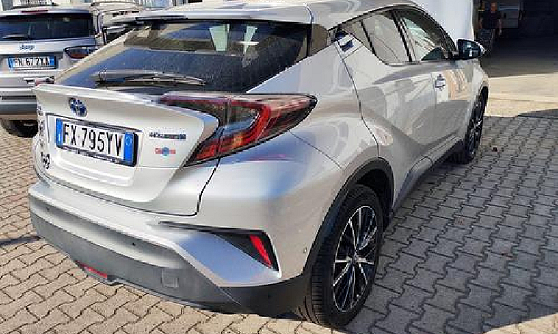 Toyota C-Hr 1.8 Hybr...