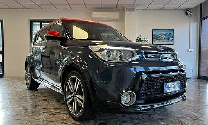 Kia Soul 1.6 Crdi Yo...