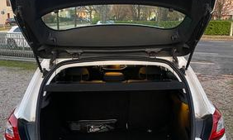 Peugeot 308 Bluehdi ...