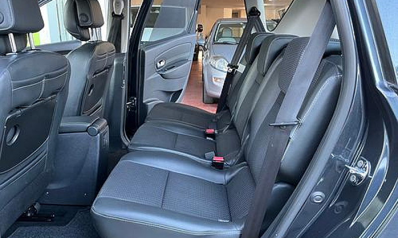 Renault Scenic X-Mod...