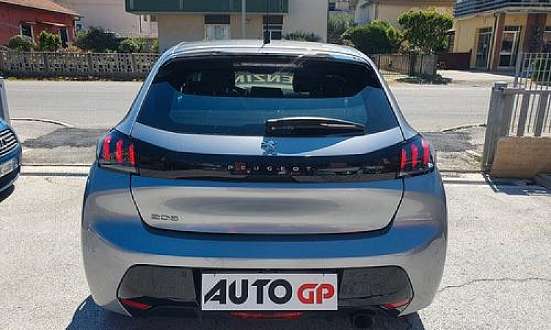 Peugeot 208 1.2 Pure...