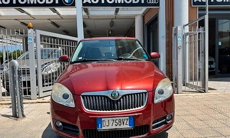 Skoda Fabia 1.2 I Un...