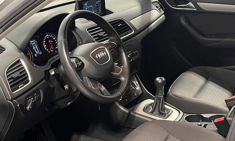 Audi Q3 2.0 Tdi Busi...