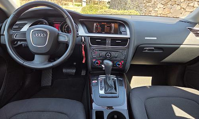 Audi A5...