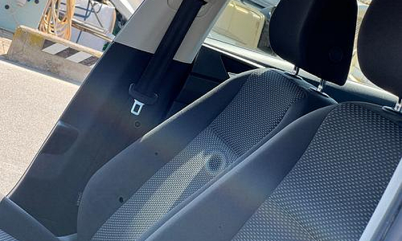 Volkswagen Polo 1.6 ...