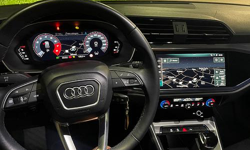Audi Q3...