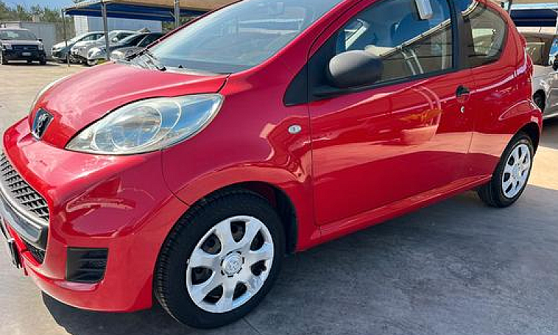 Peugeot 107 1.0 68Cv...