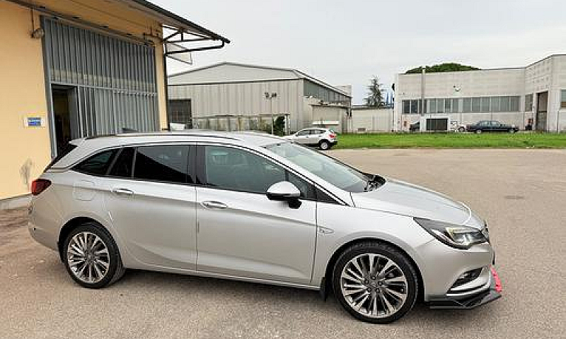 Opel Astra 1.6 Cdti ...