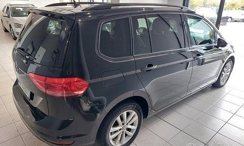 Volkswagen Touran 1....