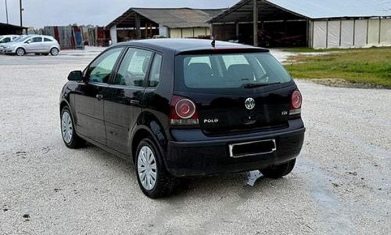 Volkswagen Polo Dies...