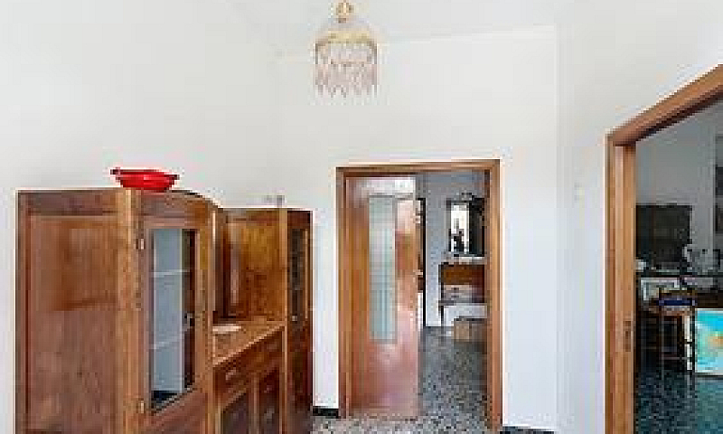 Casa Indipendente Di...