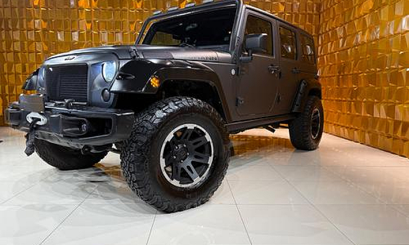 Jeep Wrangler Unlimi...