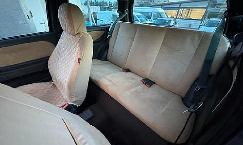Lancia Ypsilon Unico...