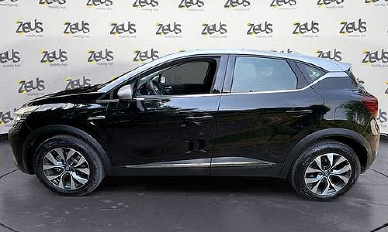Renault Captur Plug-...