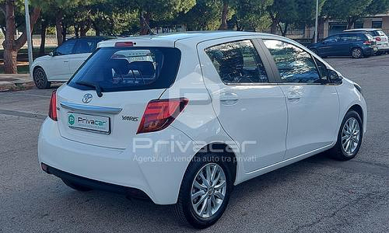 Toyota Yaris 1.4 D-4...