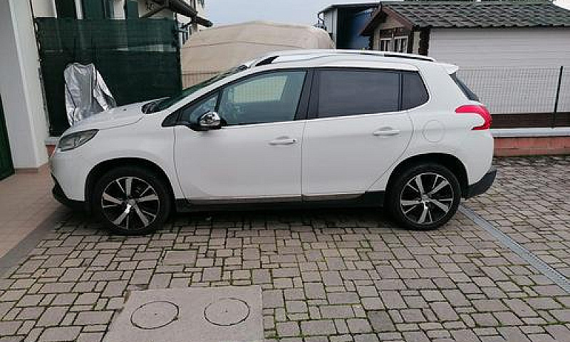 Vendo Peugeot 2008...