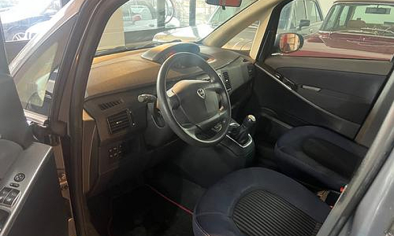 Lancia Musa 1.3 Mjt ...