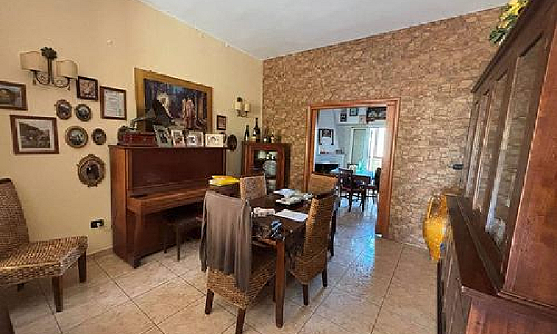 Rif.179 Via Trani...
