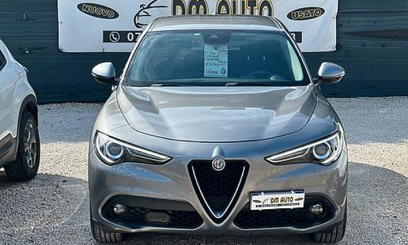 Alfa Romeo Stelvio 2...