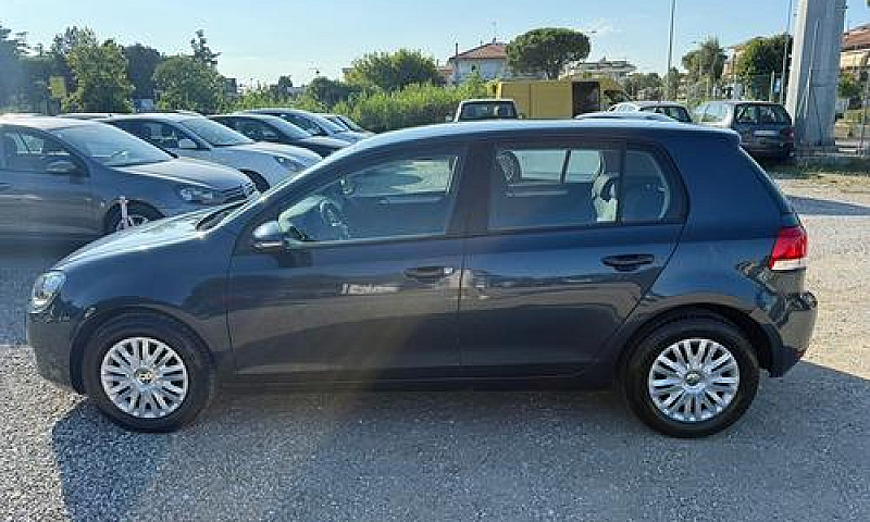Volkswagen Golf 2.0 ...