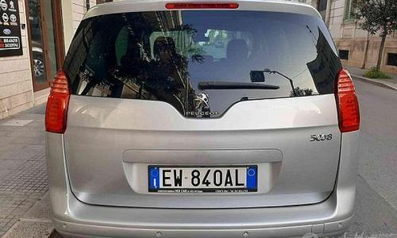 Peugeot 5008 1.6 Hdi...