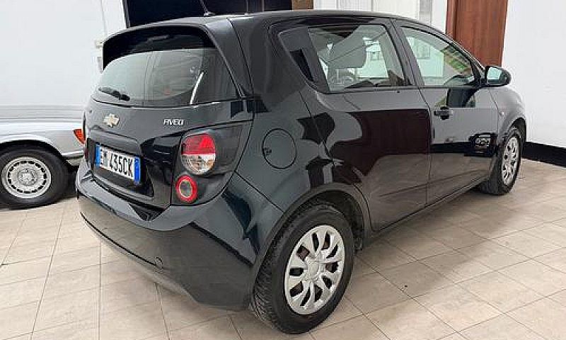 Chevrolet Aveo 2012 ...