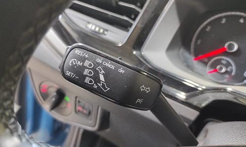 Volkswagen Polo 1000...