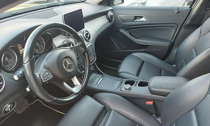 Gla 200 4Matic Sport...