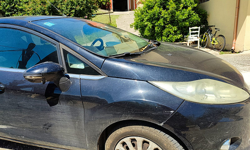 Ford Fiesta 1.4 Tita...