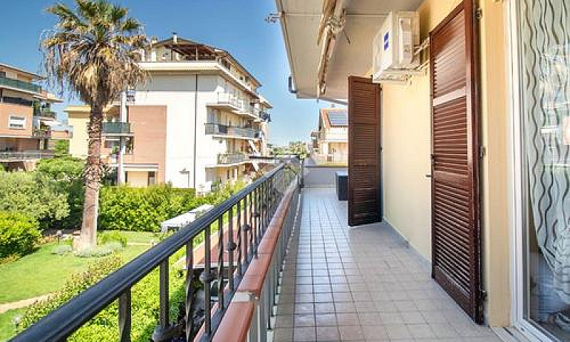 4 Locali A Martinsic...