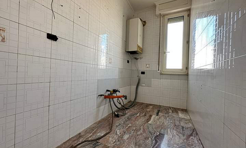 Appartamento 95Mq 4P...