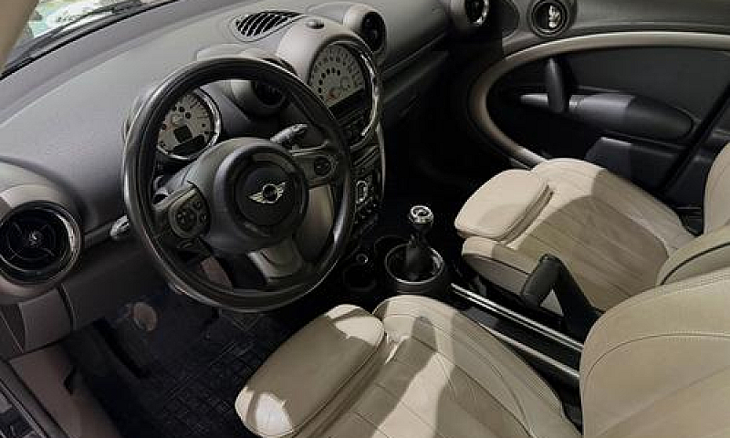 Mini Countryman Rs60...