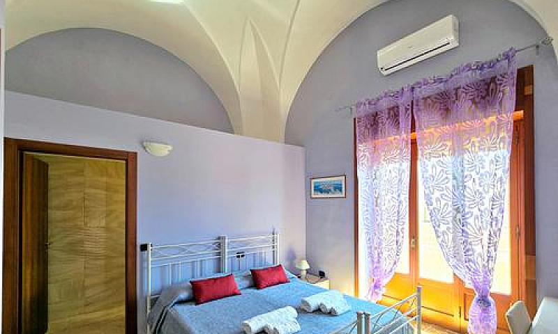 Residenza Con Divers...