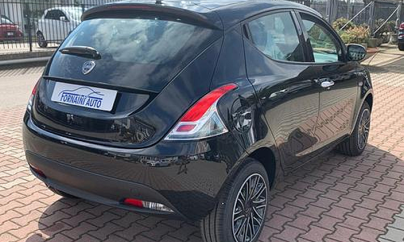 Lancia Ypsilon 1.0 F...