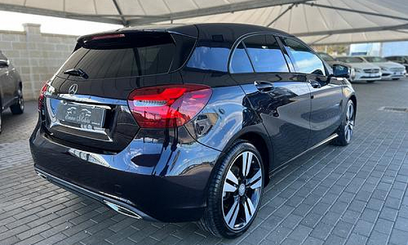 Mercedes-Benz A 180 ...