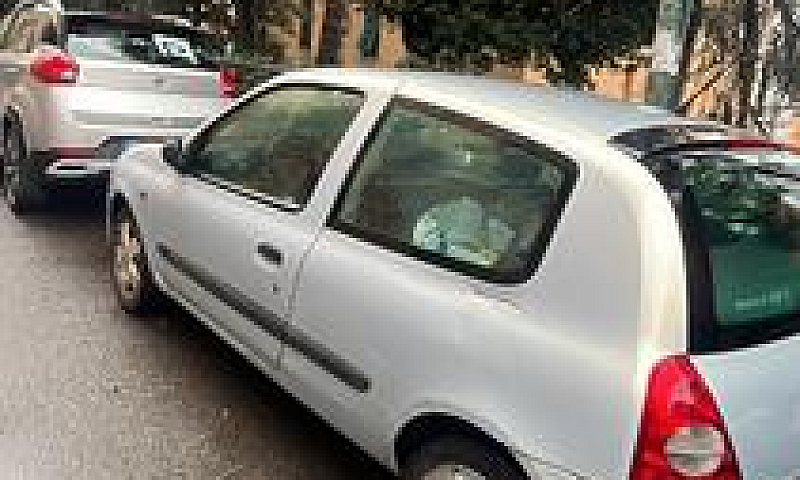 Renault Clio - 2002...