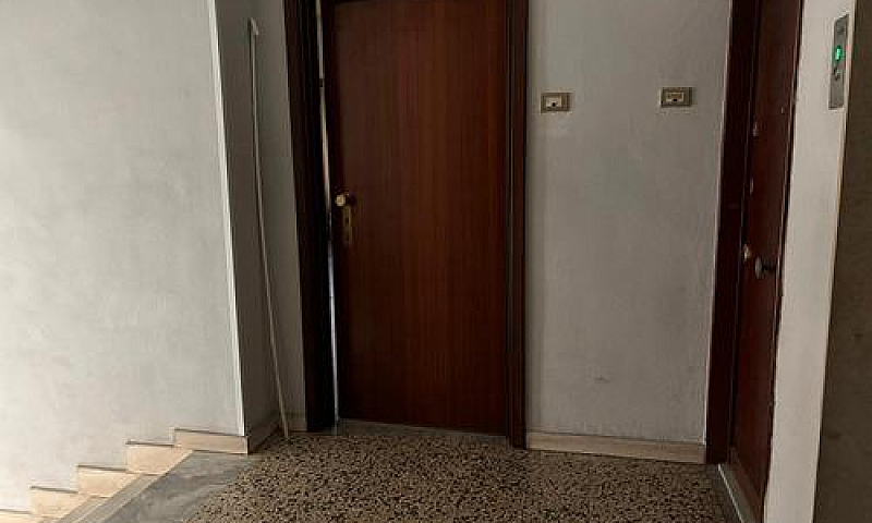 Via Calabria 28...