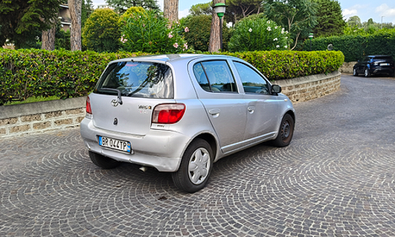 Toyota Yaris 5P. 1.0...