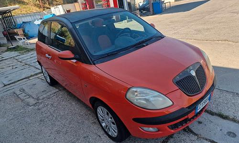 Lancia Ypsilon 1.2 B...