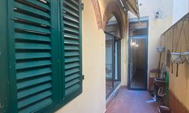 Appartamento Con Cor...