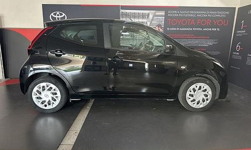Toyota Aygo Connect ...