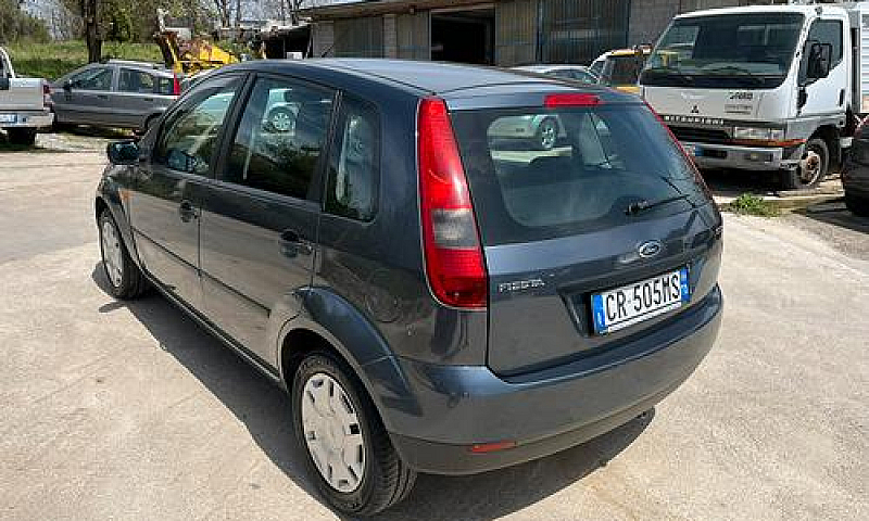 Ford Fiesta 1.4 Tdci...