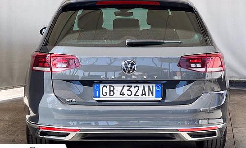 Volkswagen Passat Va...