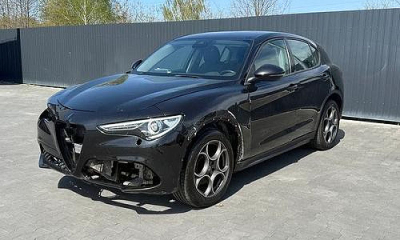 Alfa Romeo Stelvio 2...